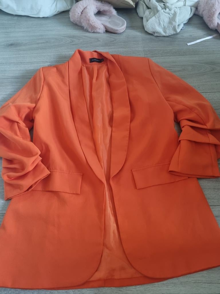 Oranje Pescara Jasje - Maat M, Kleding | Dames, Jasjes, Kostuums en Pakken, Pescara, Oranje, Zo goed als nieuw, Jasje