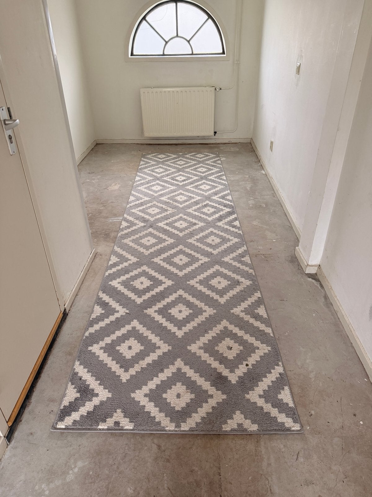 Grijs Berber vloerkleed / loper 330x100cm, Huis en Inrichting, Stoffering | Tapijten en Kleden, 100 tot 150 cm, 200 cm of meer