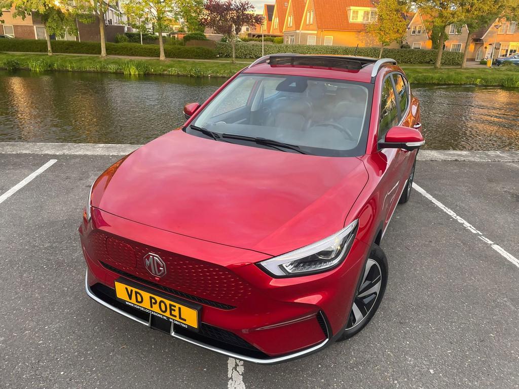 MG MG ZS EV EV Long Range Luxury 70 kWh PANODAK LEER NAVI, Auto's, MG, Gebruikt, Zwart, 156 pk, ZS