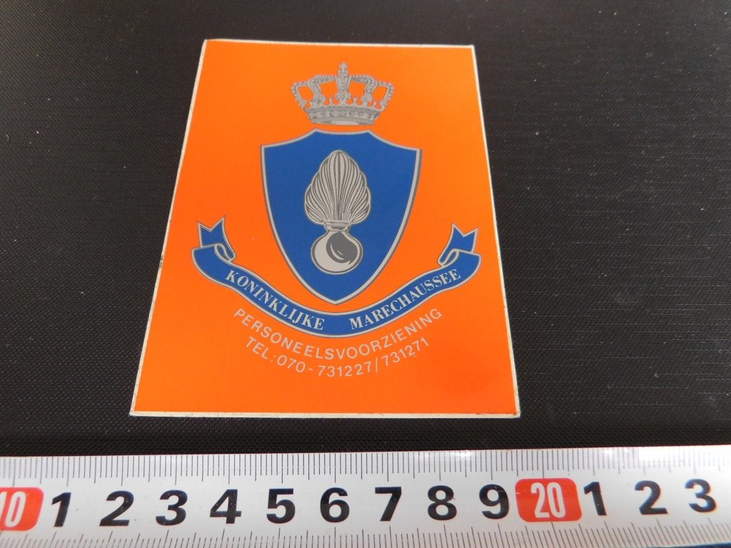 sticker Politie KMAR Leger Marechaussee MPOM 820 *, Verzamelen, Ophalen, Zo goed als nieuw