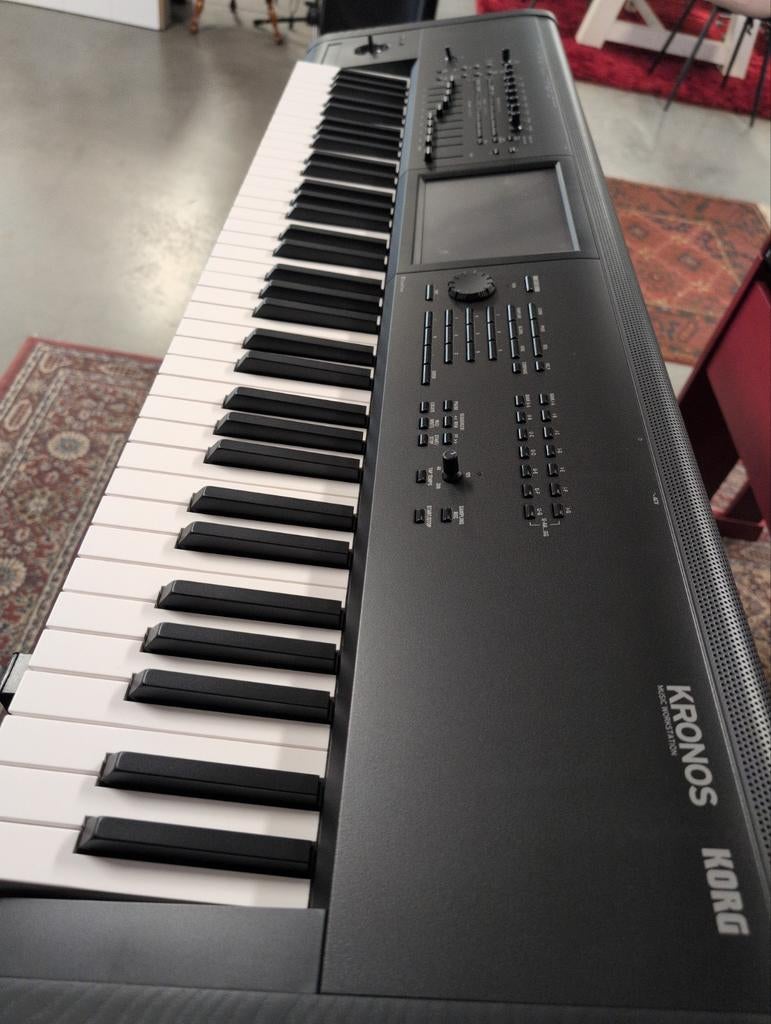 Beste deal online!! Korg Kronos 3 73-toetsen Prosq Music, Muziek en Instrumenten, Korg Inc., Custserv@korgusa.com, Korg, Ophalen of Verzenden