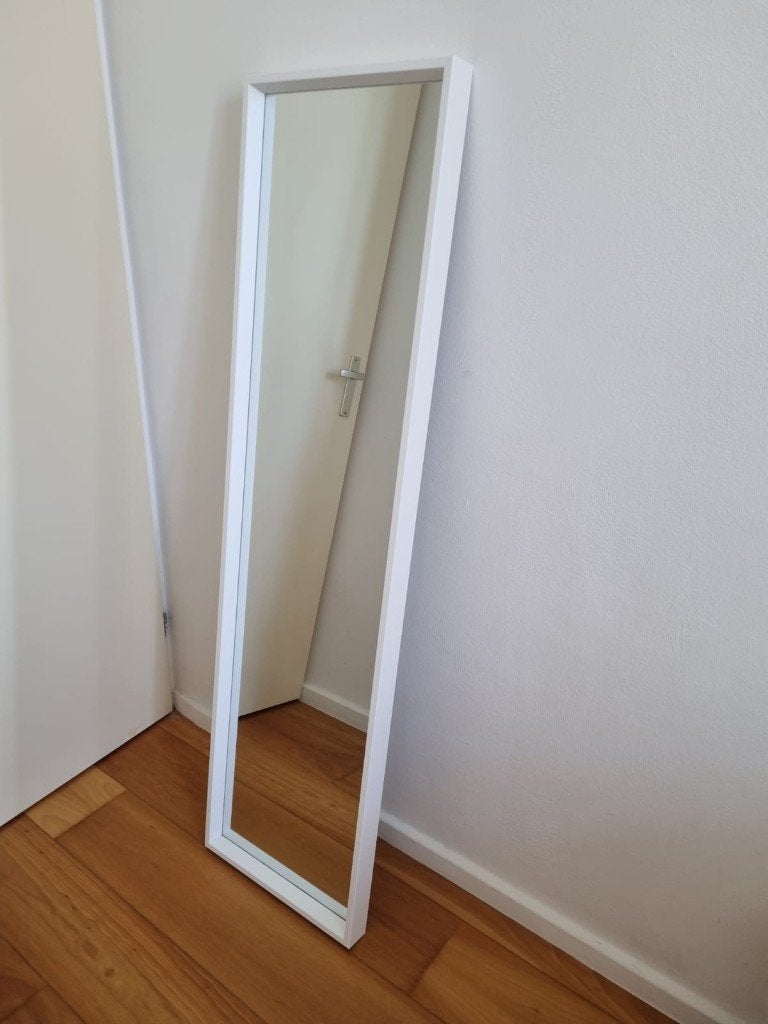 IKEA NISSEDAL spiegel, wit, 40x150 cm, Ophalen, Minder dan 50 cm, 100 tot 150 cm, Zo goed als nieuw