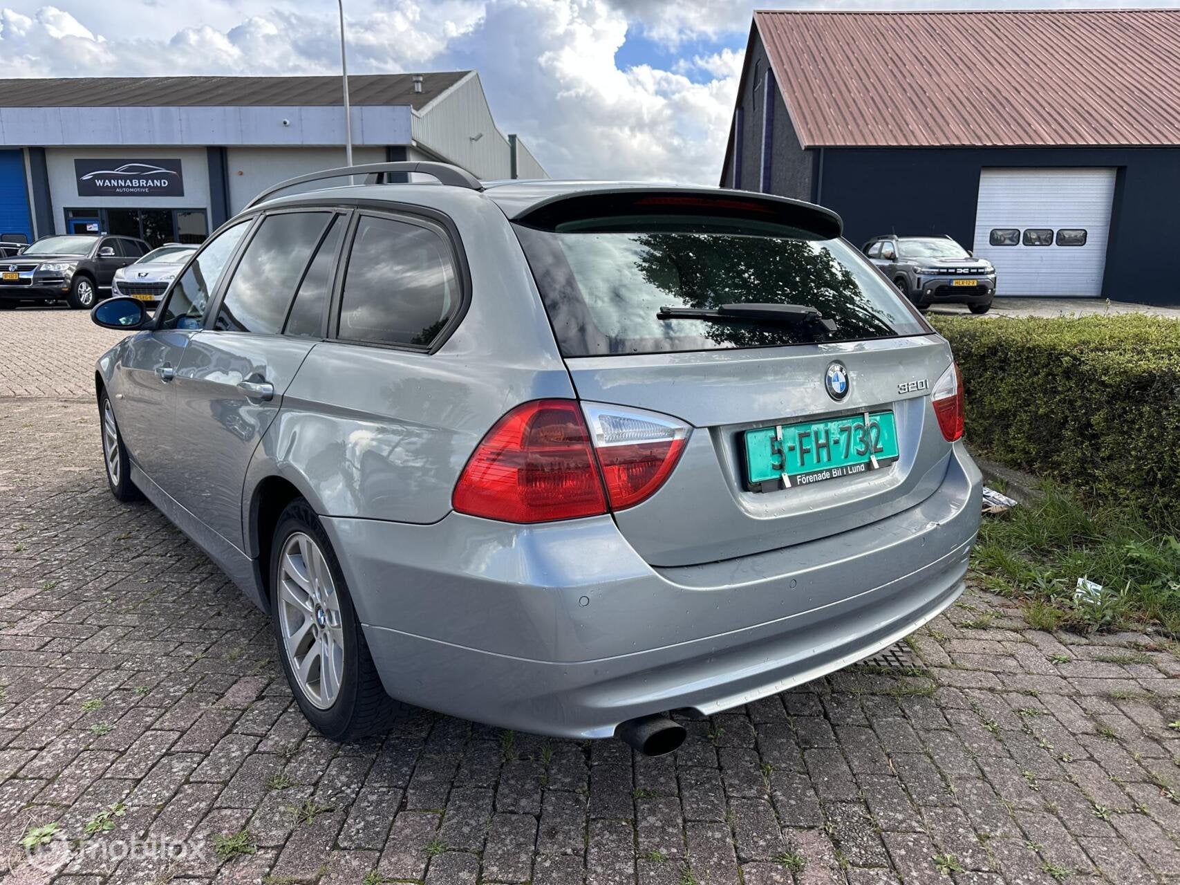 BMW 320i Touring 150PK | 6-Bak | Leder | PDC, Auto's, Achterwielaandrijving, 4 cilinders, 150 pk, Blauw