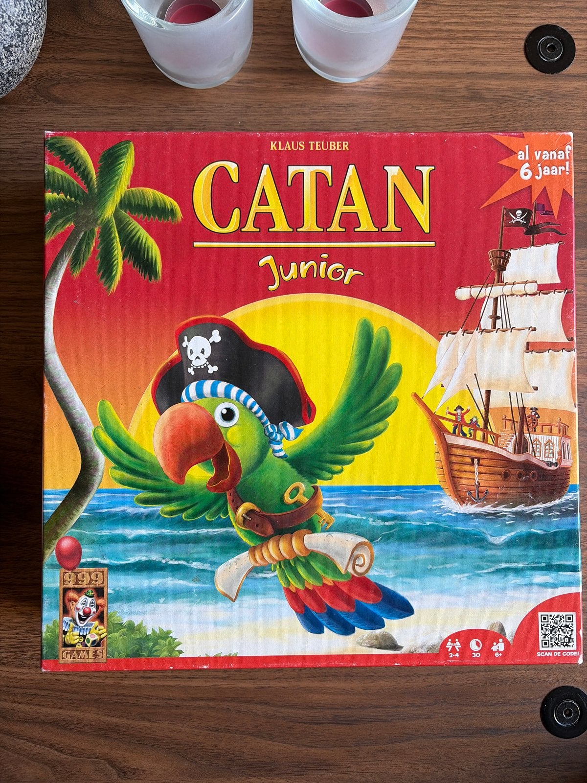 Catan Junior - Het populaire bordspel voor jonge avonturiers, Drie of vier spelers, Ophalen of Verzenden, Zo goed als nieuw