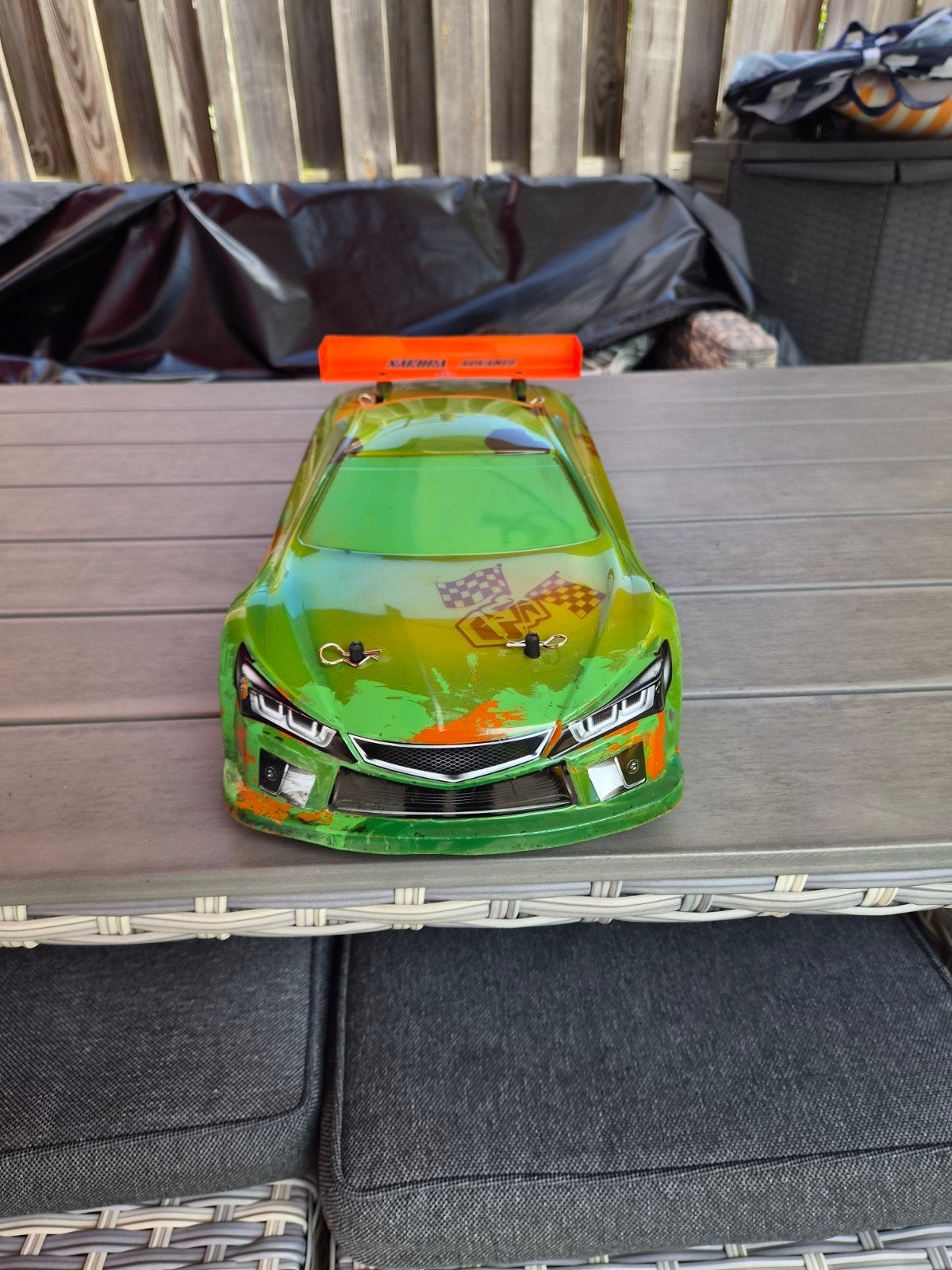 te koop mooie sakura wedstrijd auto, Zo goed als nieuw, Schaal 1:10, Auto onroad, RTR (Ready to Run)