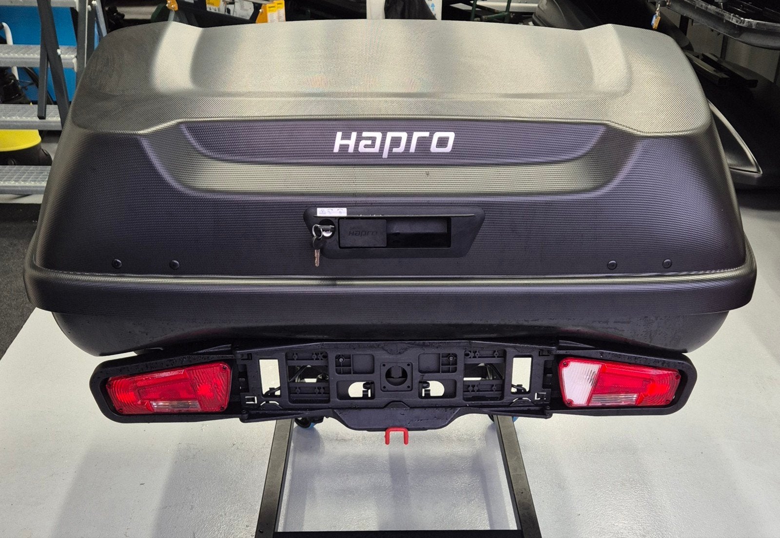 COMPLETE NIEUWE SETJE Hapro Boxer M trekhaakbox+platform, Ophalen of Verzenden, Zo goed als nieuw, 2 fietsen, Trekhaakdrager