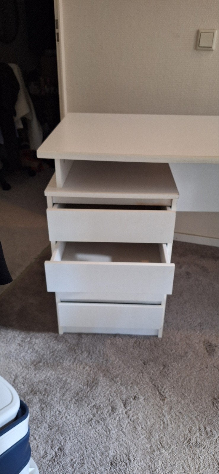 Wit bureau met 4 lades - Nette staat, Ophalen, Met lades, Gebruikt, Wit
