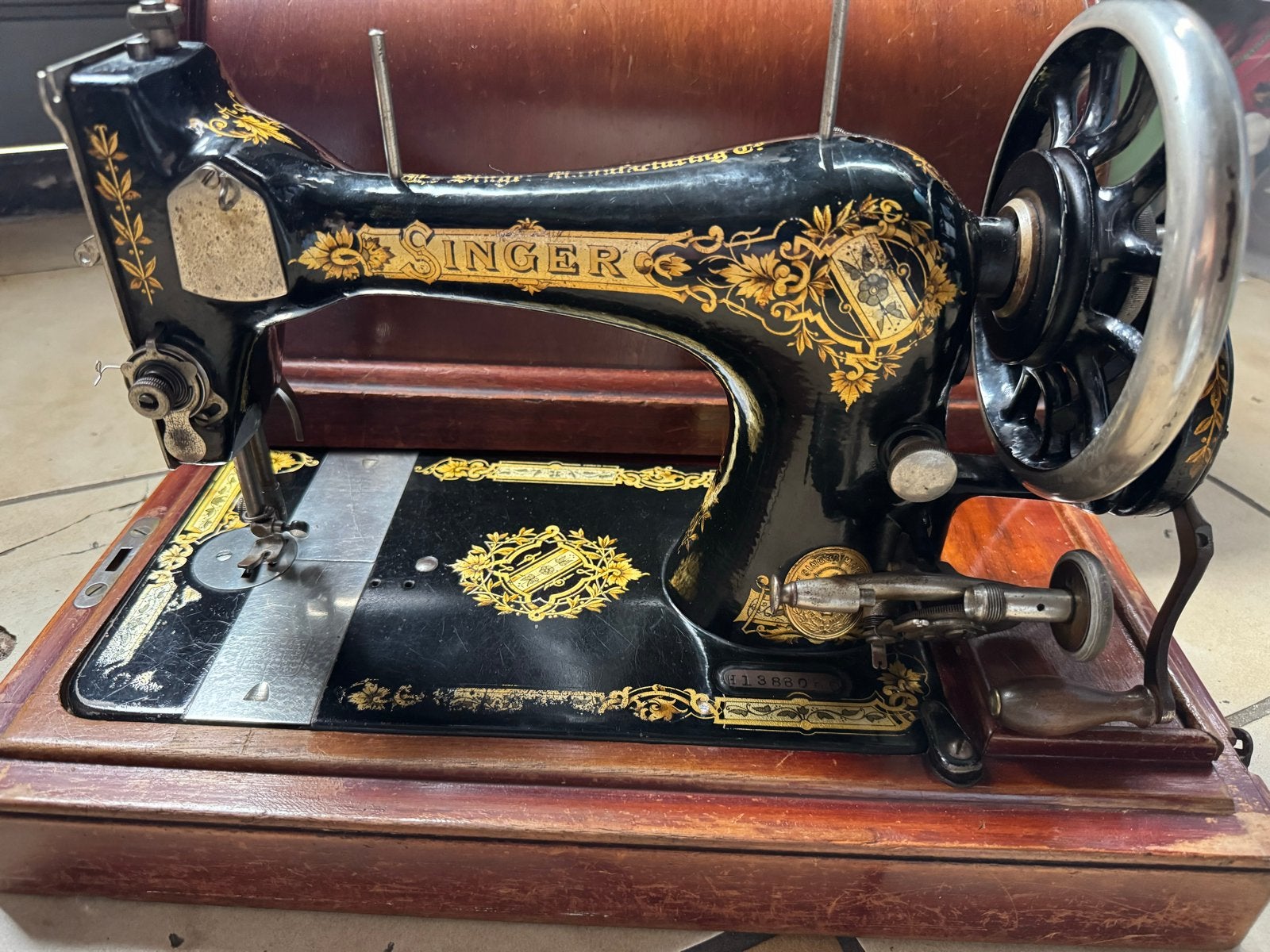 Antieke Singer Naaimachine H1388045 met Houten Koffer, Antiek en Kunst, Ophalen of Verzenden