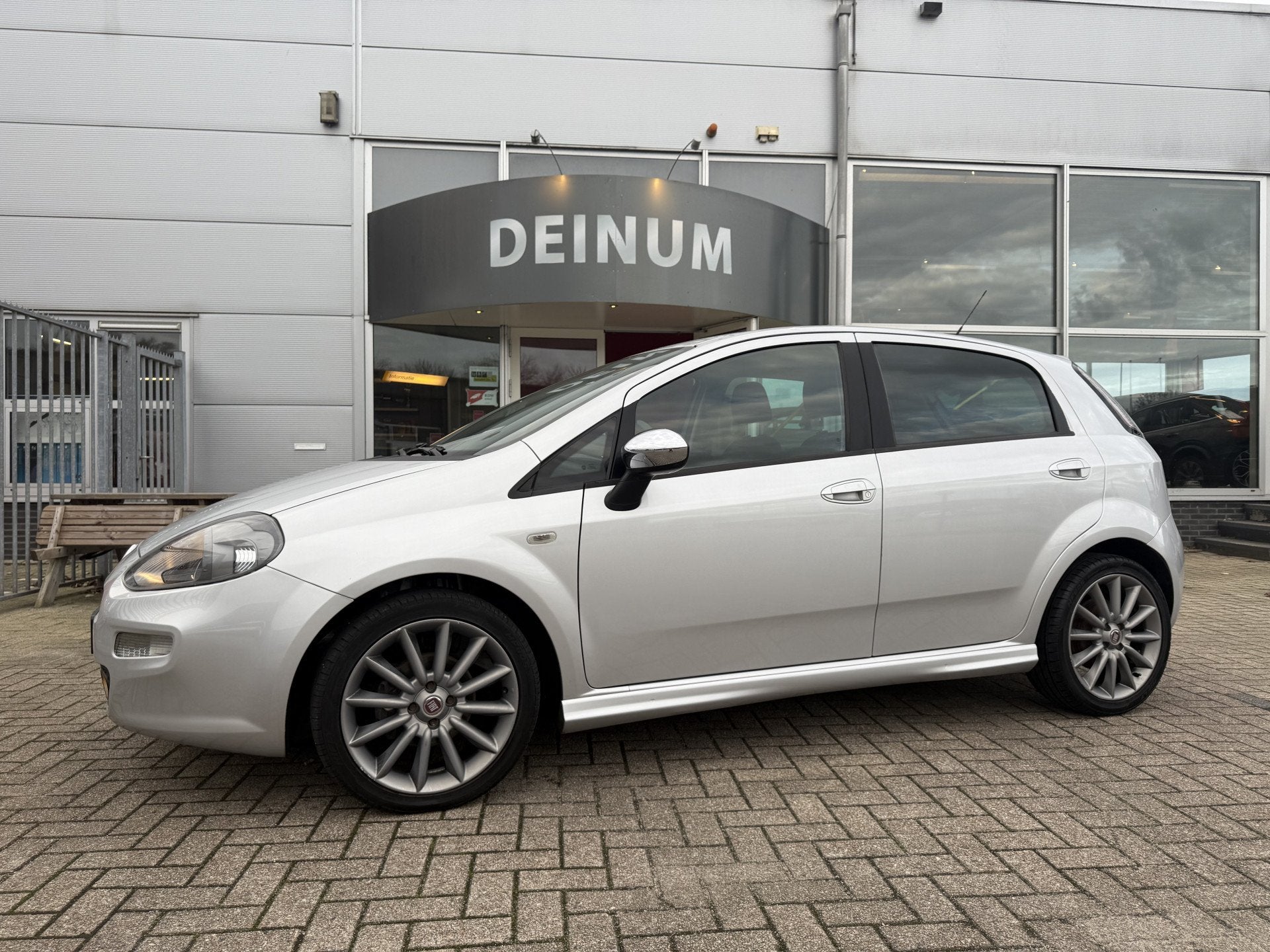 Fiat Punto Evo TwinAir 5-deurs Sport Climate contr, Sport in, Euro 5, 86 pk, Gebruikt, Zwart