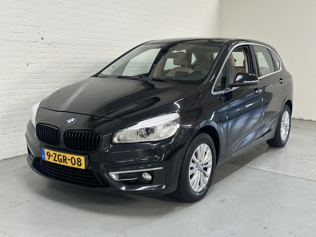 BMW 2 Serie Active Tourer 218i High Executive CLIMA / CRUISE, Voorwielaandrijving, Gebruikt, Zwart, Bedrijf