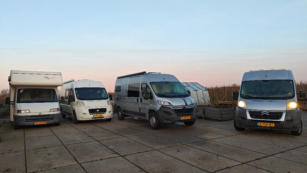 Camper te huur, Kluisje, Chemisch toilet, Ringverwarming, Fiat
