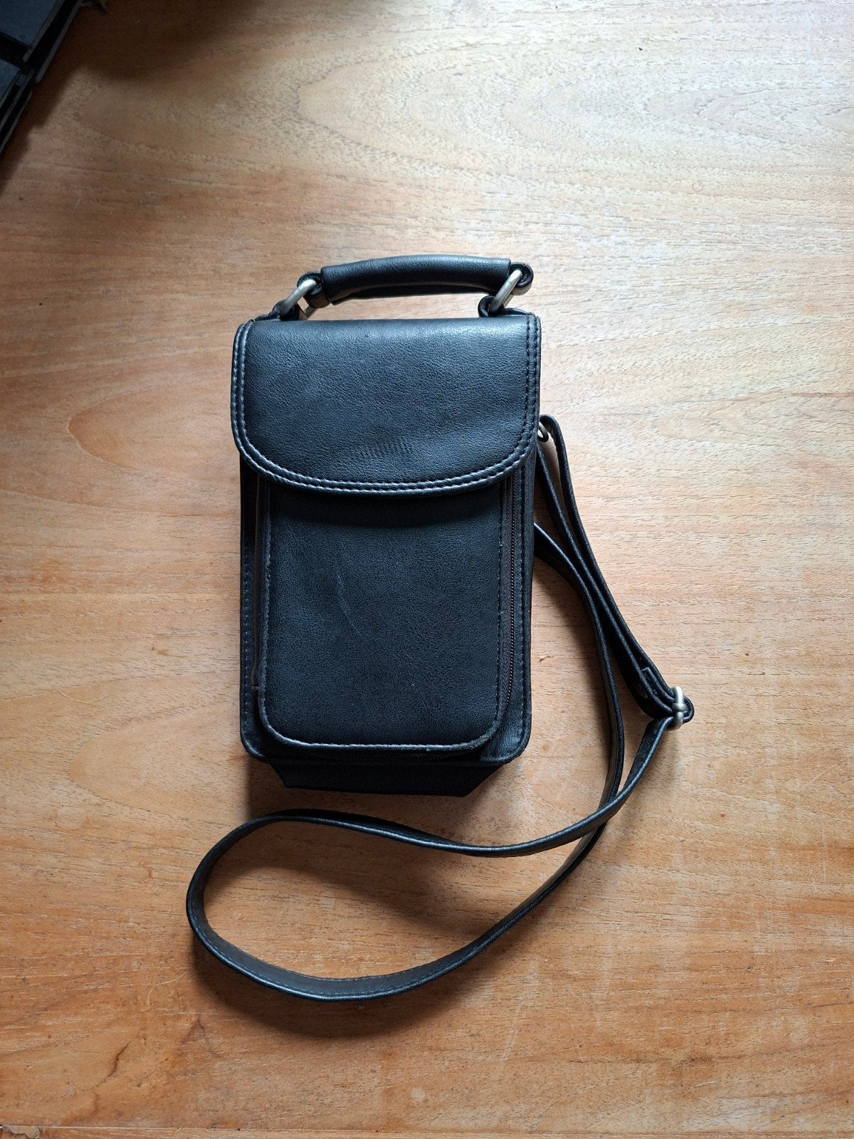 Zwart schoudertasje / telefoontasje, Sieraden, Tassen en Uiterlijk, Ophalen of Verzenden, Gebruikt, Zwart, Schoudertasje