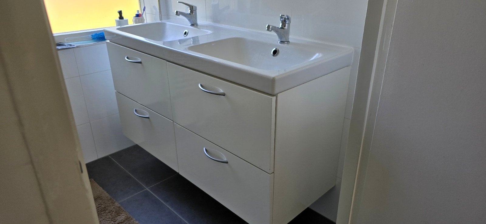Wastafel + kranen Ikea, Huis en Inrichting, Ophalen, Gebruikt, Overige typen