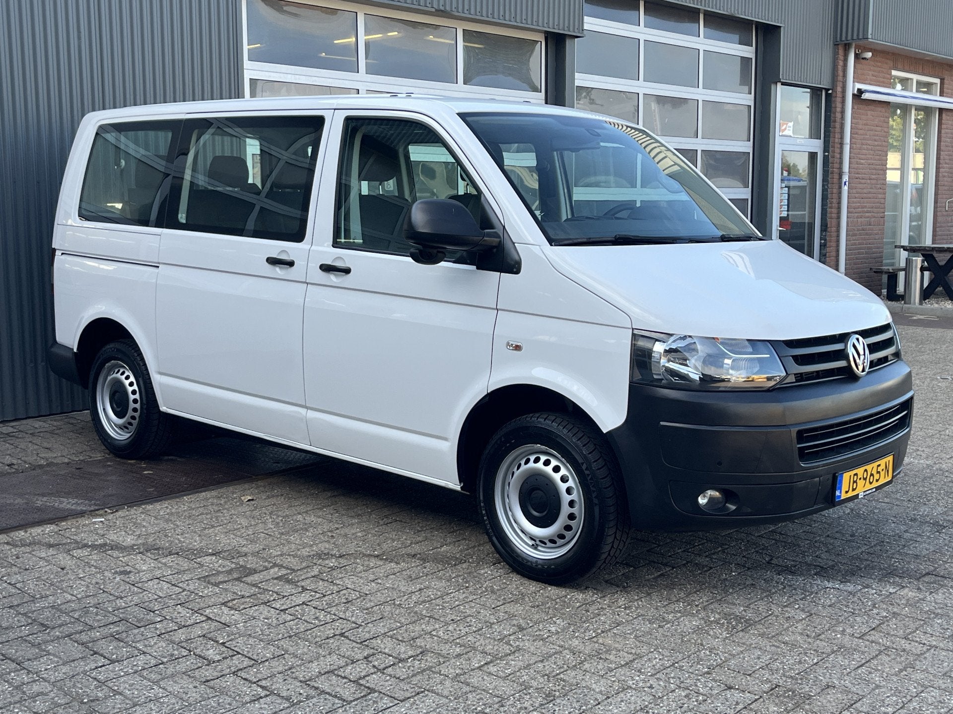 Volkswagen Transporter Kombi 2.0 TDI DSG 140pk L1H1 BTW en B, Euro 5, Stof, Gebruikt, 2500 kg