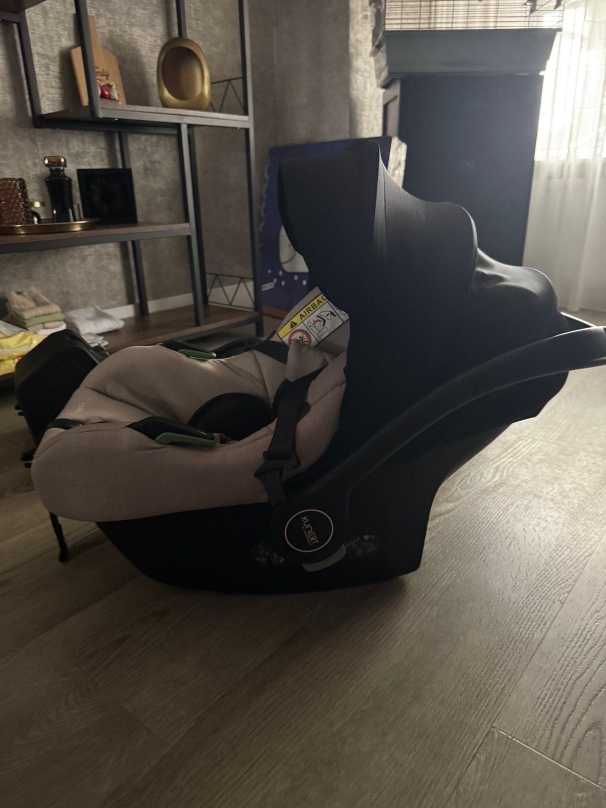 Kunert maxi cosi met isofix, Ophalen, Zo goed als nieuw, Eenpersoons, Minder dan 150 cm