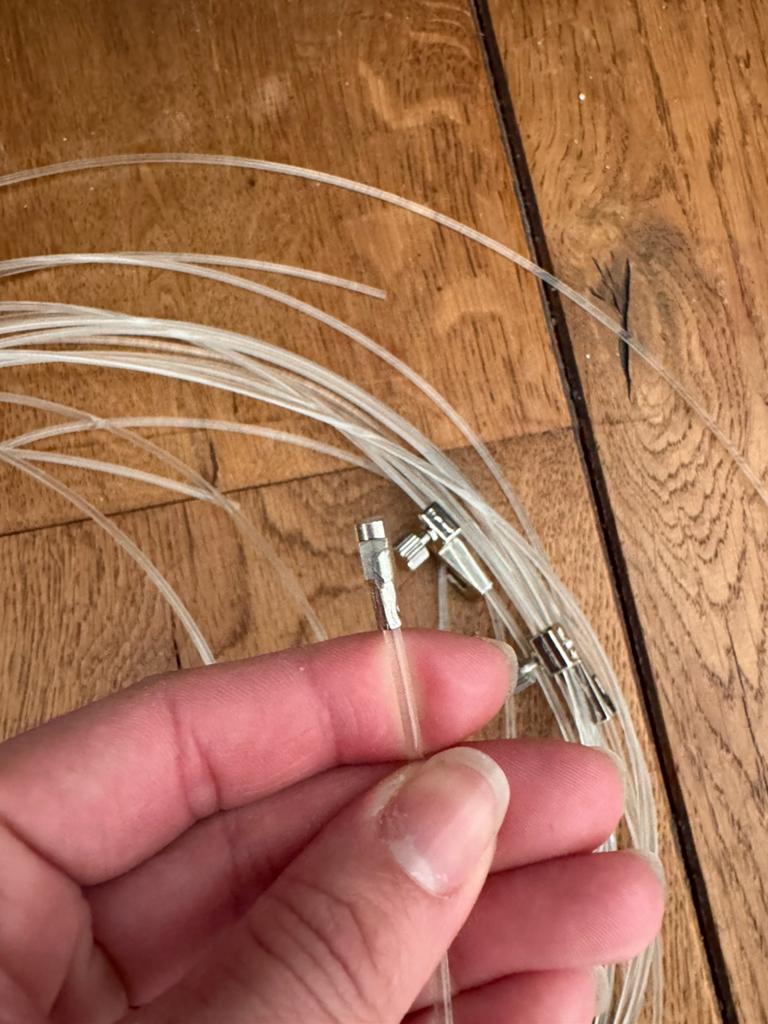 Nylon thread for hanging picture frames on the wall., Ophalen, Nieuw, Minder dan 2 meter, Overige kabels
