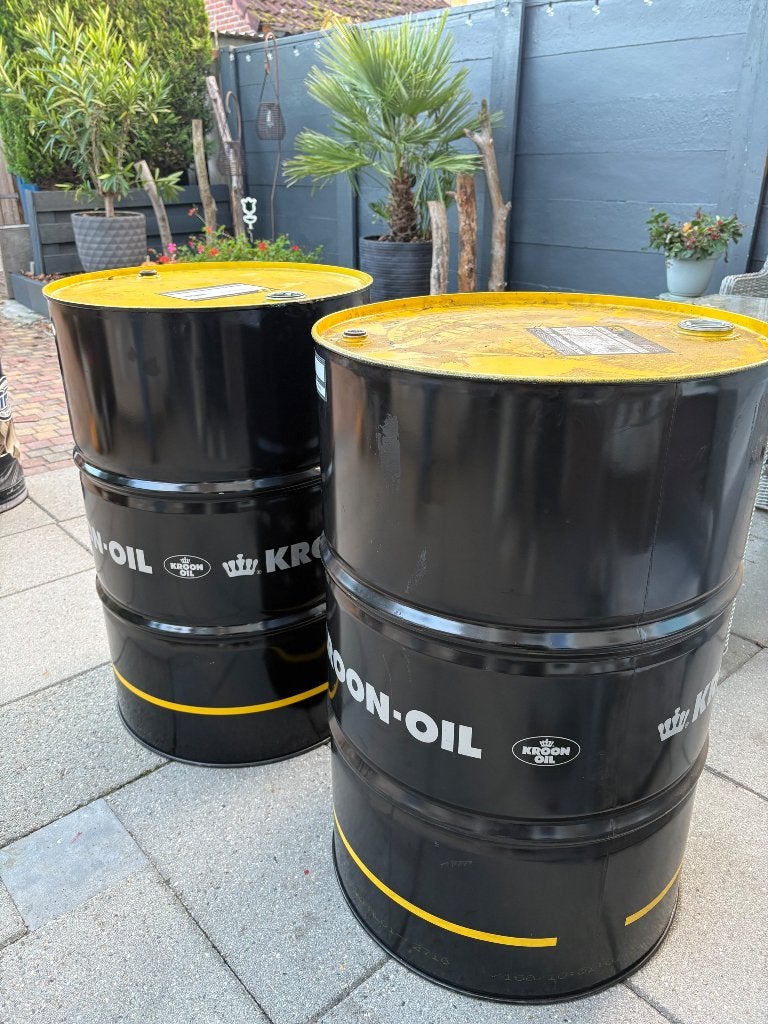 Olie tonnen leuk voor mancave/ industriële/ stoken, Tuin en Terras, Ophalen, Nieuw, Vuurton