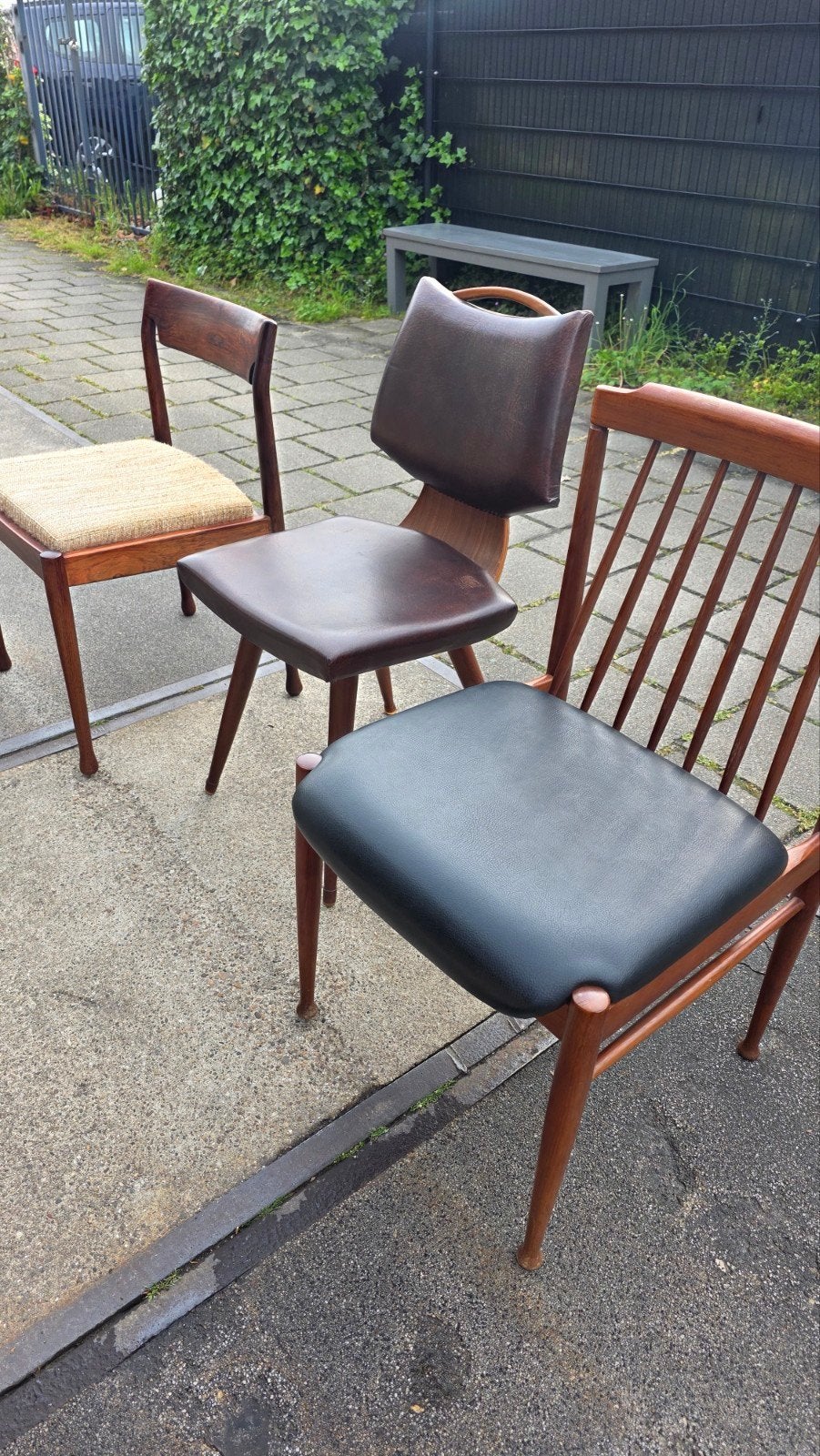 3 mooie vintage stoelen/€ 50,- per stuk / SALE, Ophalen, Twee