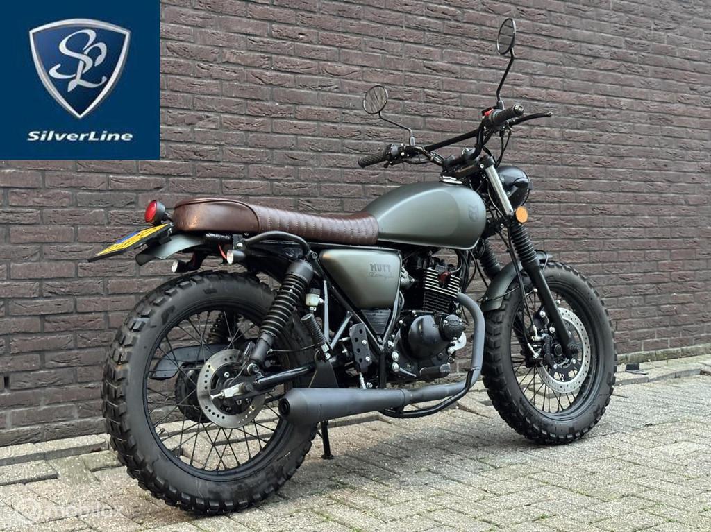 Mutt Hilts 125, bj. 2023, slechts 3991 km, 125 cc, Toermotor, 11 kW of minder, Mutt