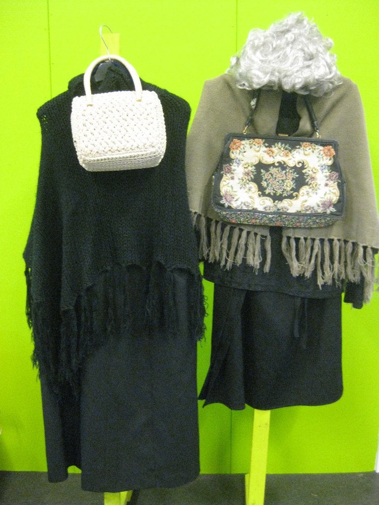 Sara Sarah oude vrouw maskers tasjes pruik hoed etc., Ophalen, Gebruikt, Abraham of Sarah