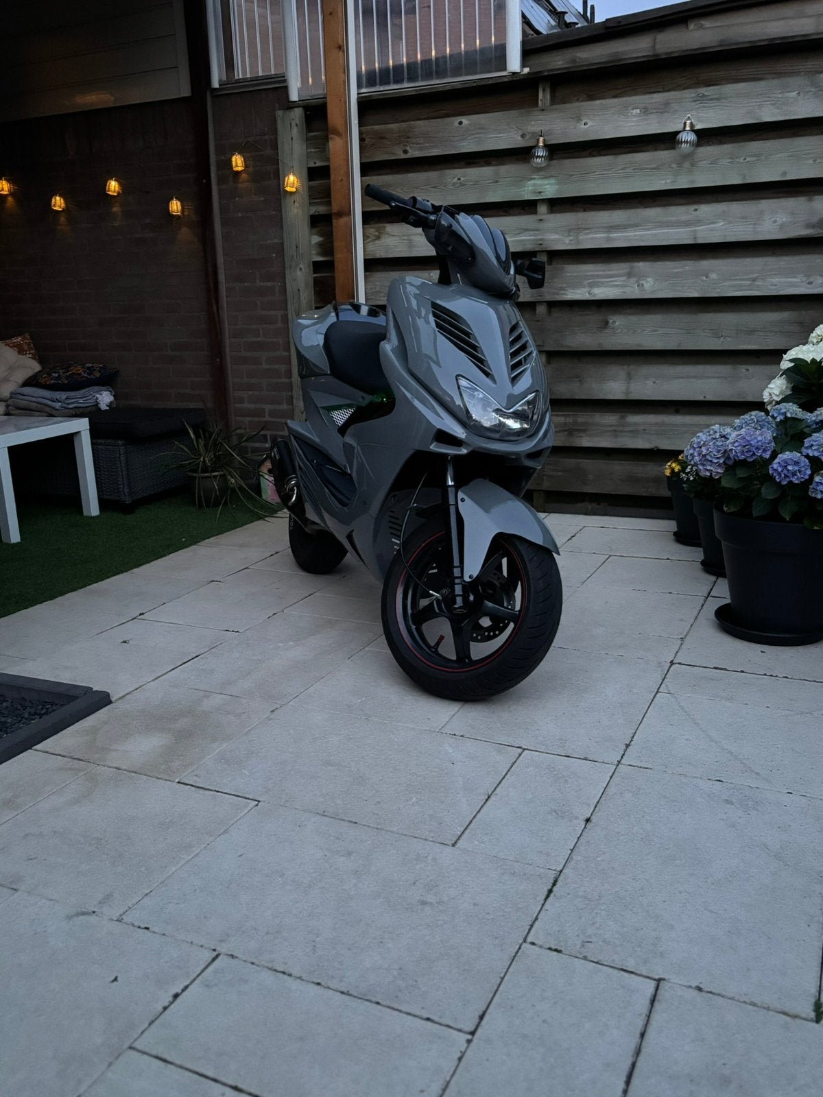 Yamaha Aerox 70cc, Fietsen en Brommers, Ophalen, Tweetakt, Gebruikt, Yamaha