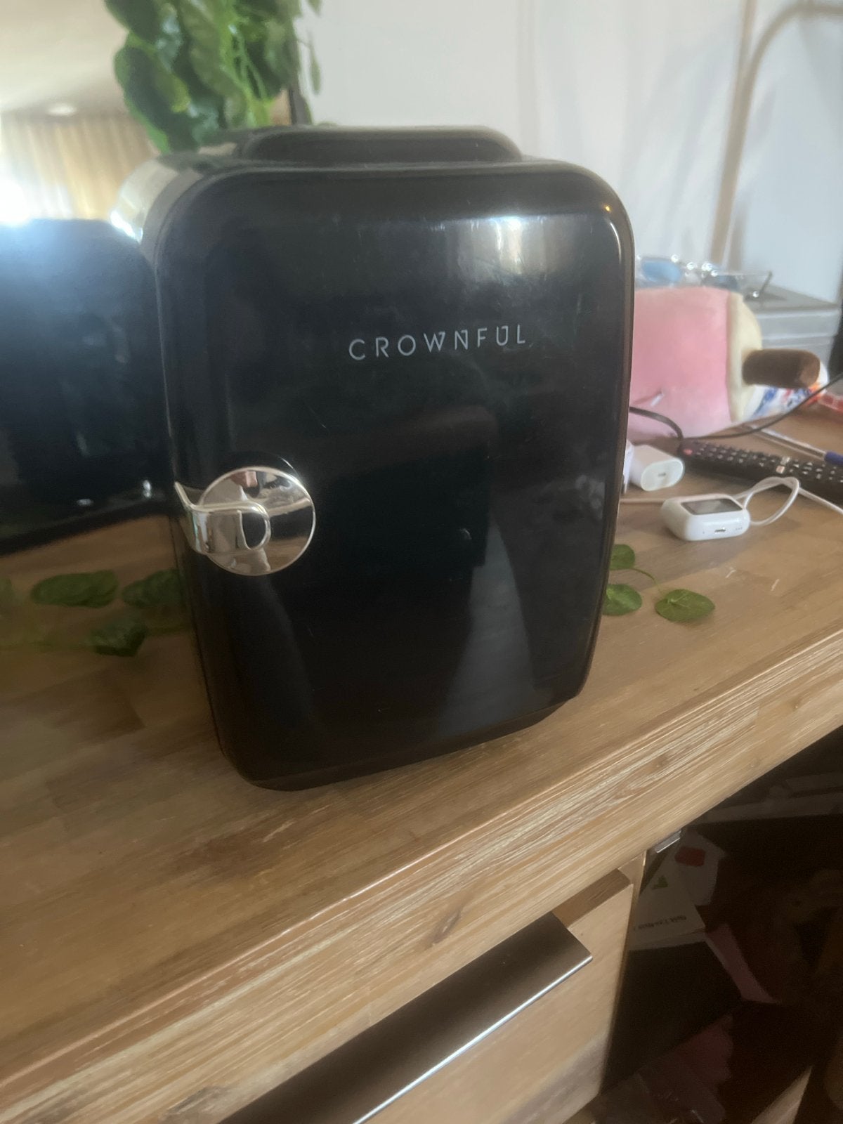Crownful Mini Koelkast - Compact en Draagbaar, Zonder vriesvak, Ophalen of Verzenden, Minder dan 45 cm, Minder dan 85 cm