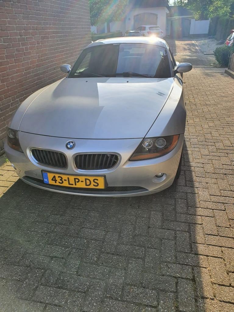 BMW Z4 2.5 I Roadster 2003 Grijs, Auto's, BMW, Achterwielaandrijving, Cabriolet, Handgeschakeld, Zilver of Grijs