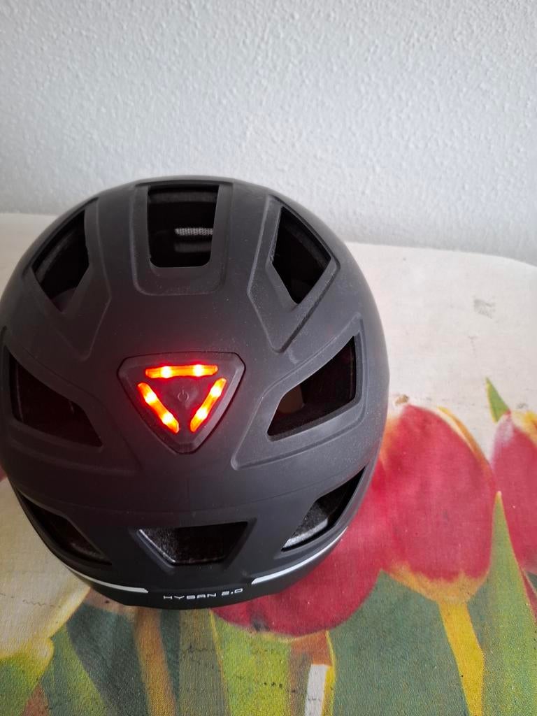 ABUS  fiets helm, Fietsen en Brommers, Fietsaccessoires | Fietshelmen, Verzenden