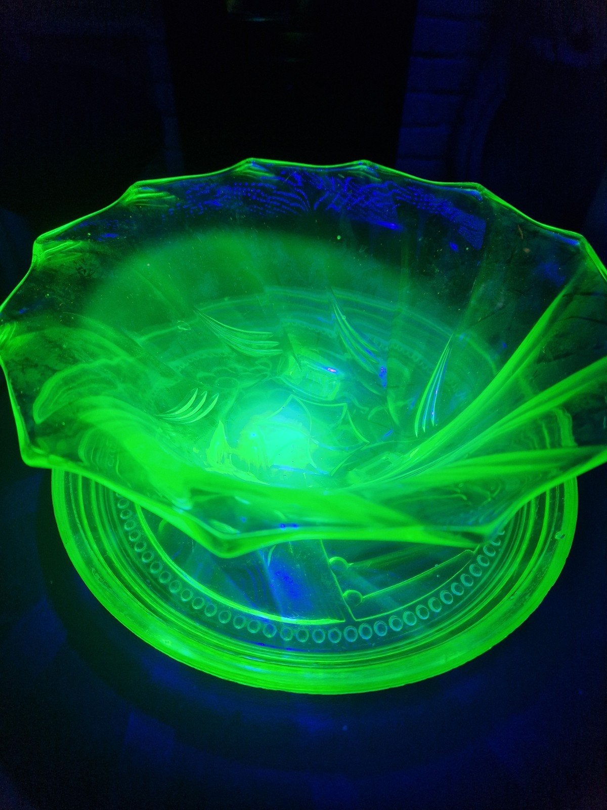 Vintage Uranium Glas Fruitschaal met Schotel, Antiek en Kunst, Ophalen of Verzenden