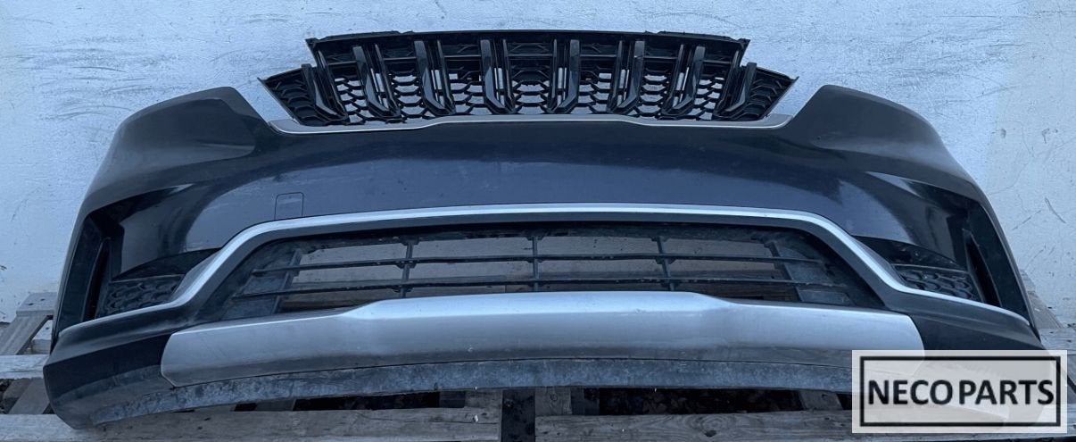 KIA CARNIVAL IV VOORBUMPER P2M ALLES LEVERBAAR!!!, -, Ophalen of Verzenden, Achter, -