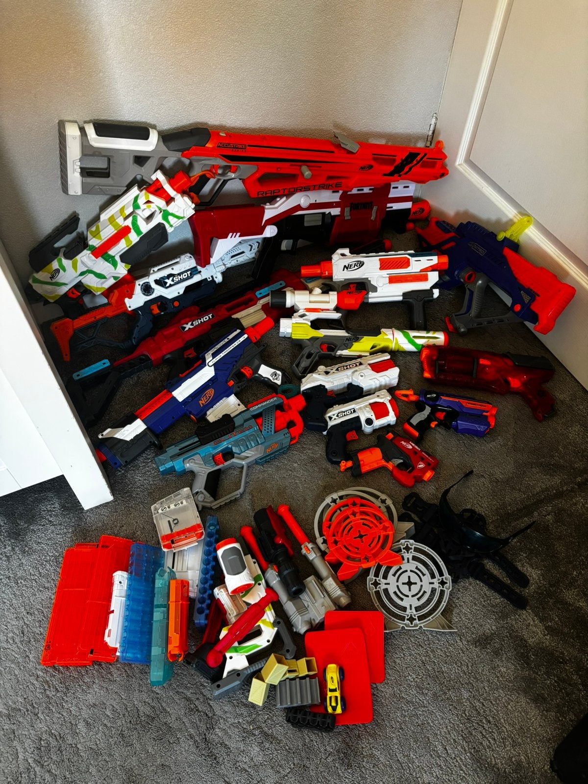 Zeer grote Nerf Xshot collectie voor stoere jongens/meiden, Ophalen