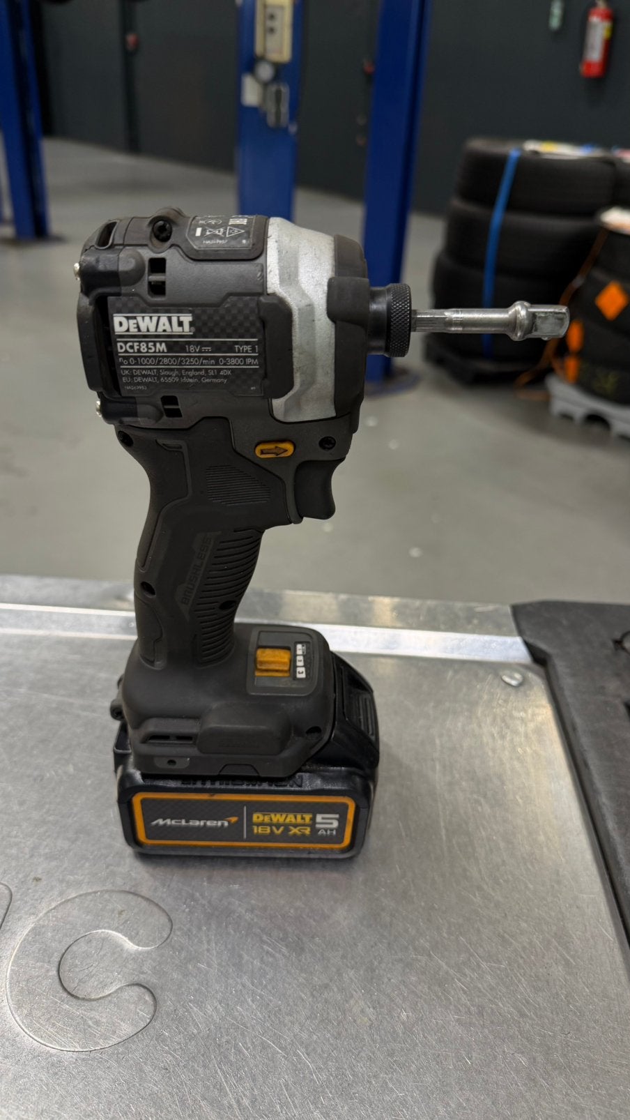 DeWalt Slagschroevendraaier Mclaren, Ophalen of Verzenden, Zo goed als nieuw, Boor- en Schroefmachine