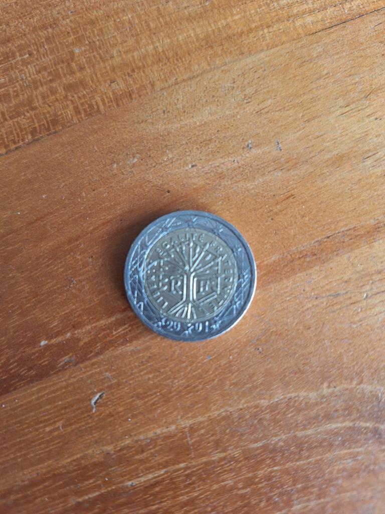 Zeldzame 2 Euro munt Frankrijk 2001 - Werelddag van de Strij, Postzegels en Munten, Munten | Europa | Euromunten, Ophalen of Verzenden