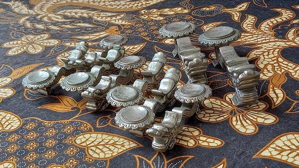 Negen mooie oude Chinese penseelhouders van zilverbrons., Antiek en Kunst, Zilver, Overige typen, Ophalen of Verzenden, China