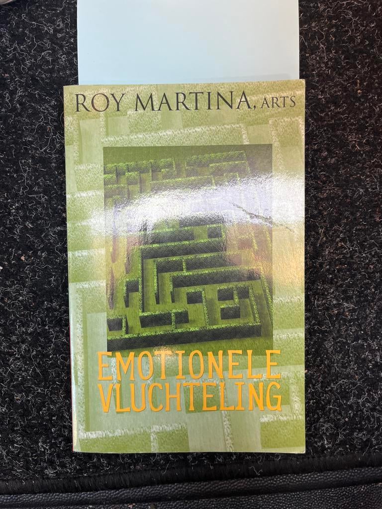 Emotionele Vluchteling - Roy Martina, Arts, Ophalen of Verzenden, Zo goed als nieuw
