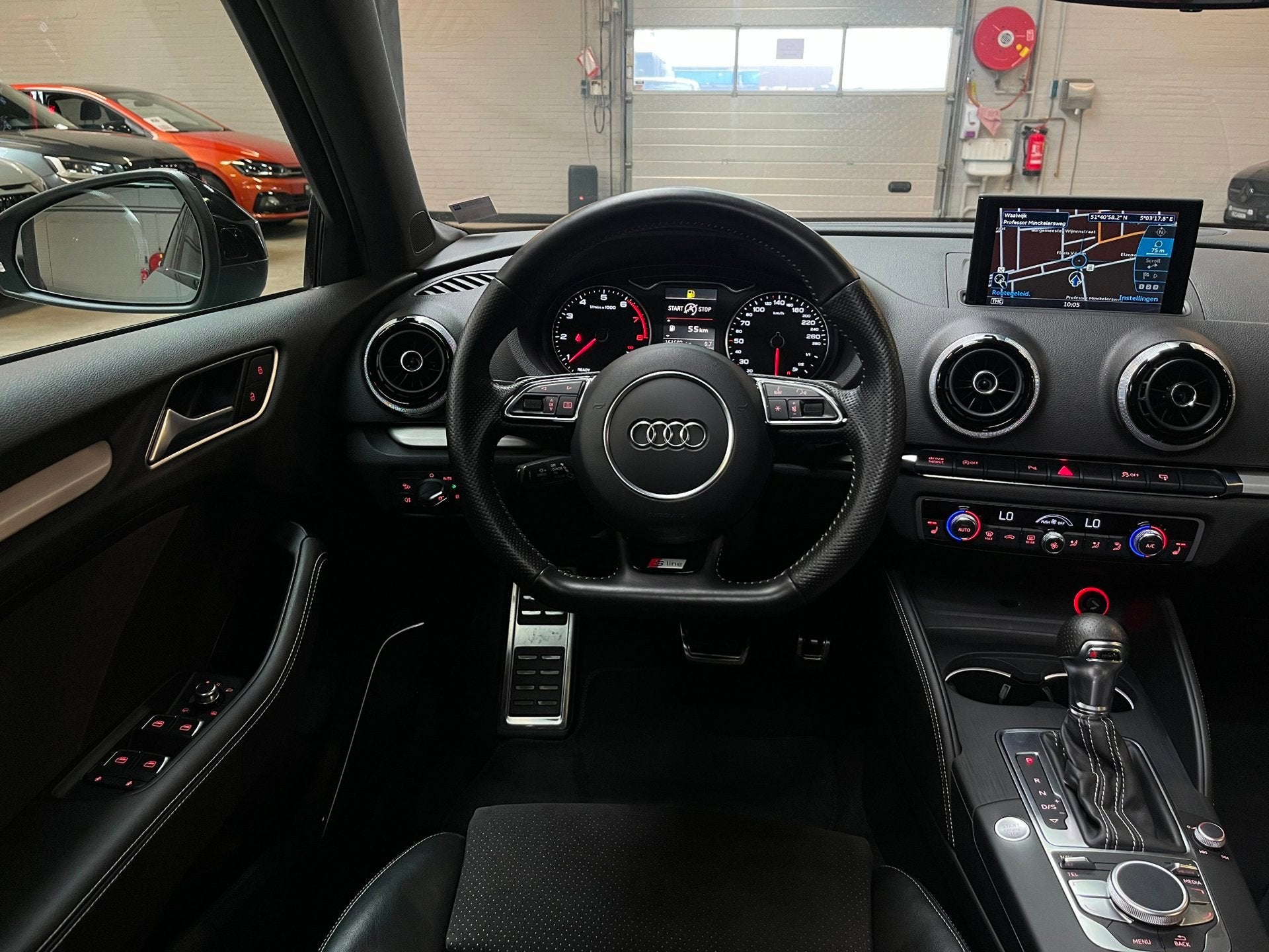 Foto 21 van Audi A3 Limousine 1.8 TFSI quattro S tronic Pano/Navigatie/B