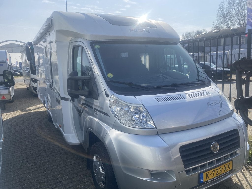 Caravans And Camping Pilote