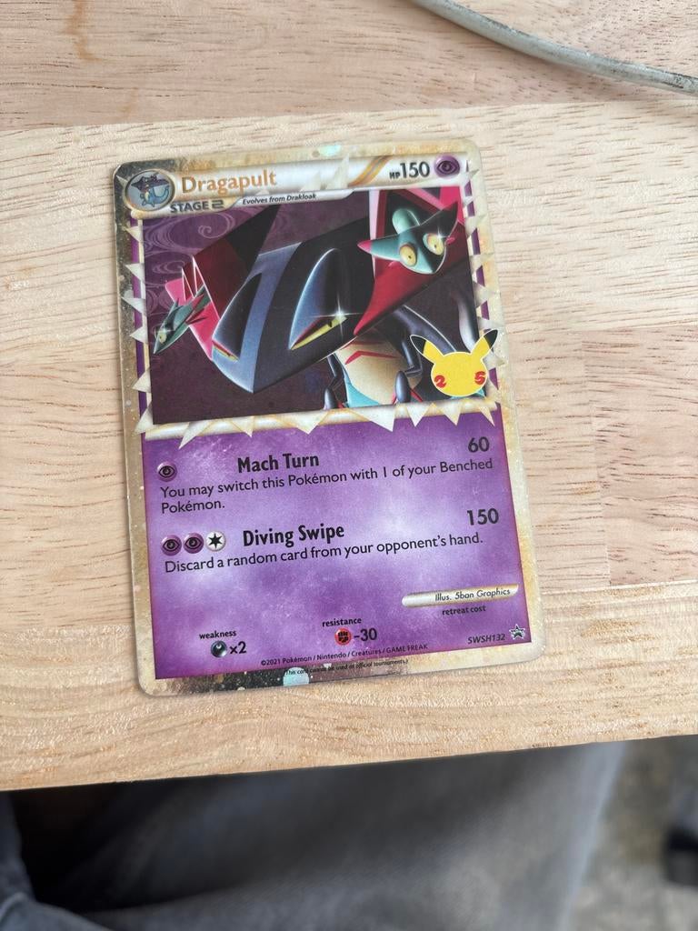 Pokémon kaart Dragapult SWSH132, Ophalen of Verzenden, Gebruikt, Losse kaart, Foil