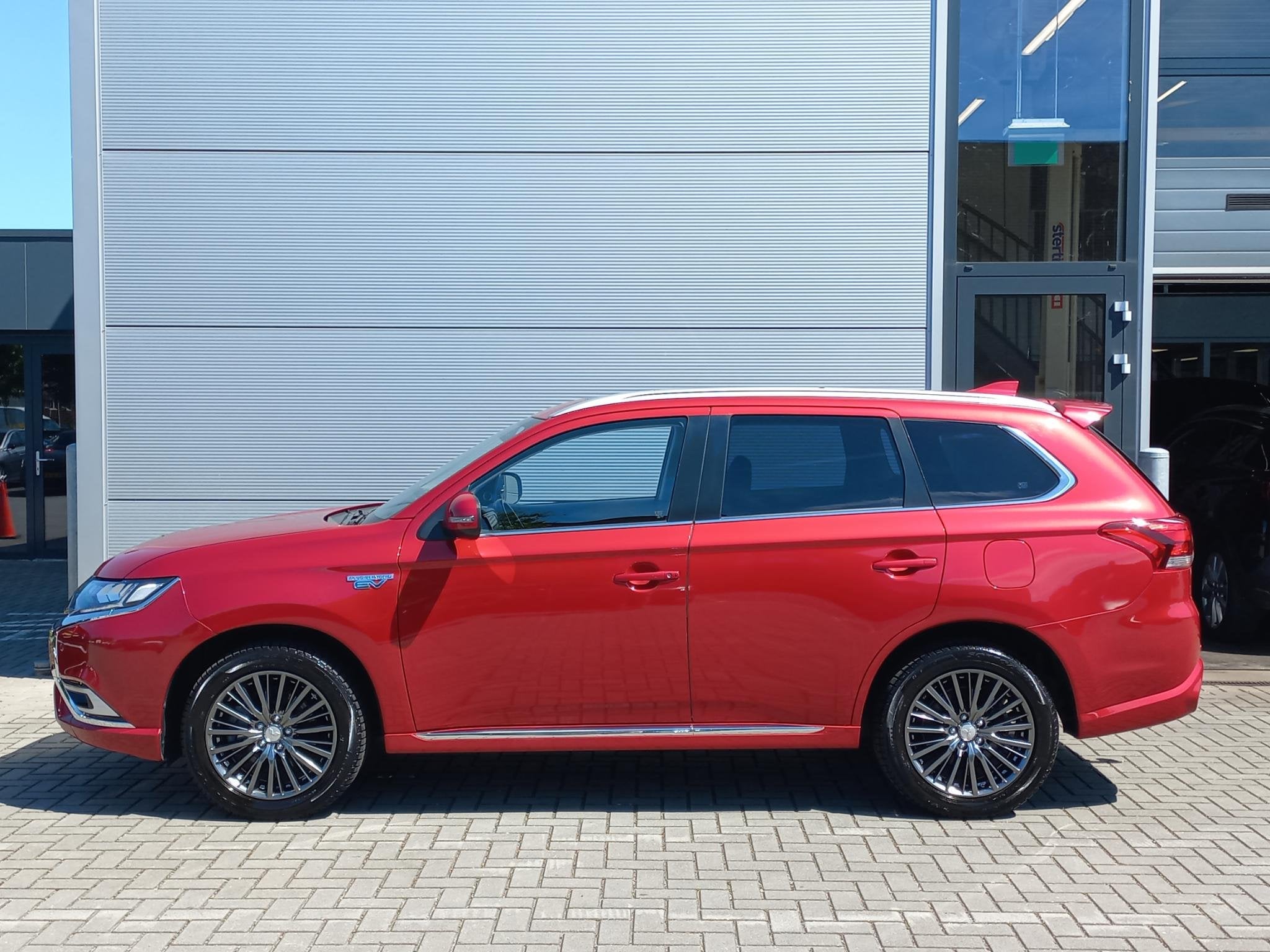 Mitsubishi Outlander 2.4 PHEV 240pk 4WD Automaat Intens+ | C, Auto's, Automaat, 4 cilinders, 120 €/maand, Bedrijf