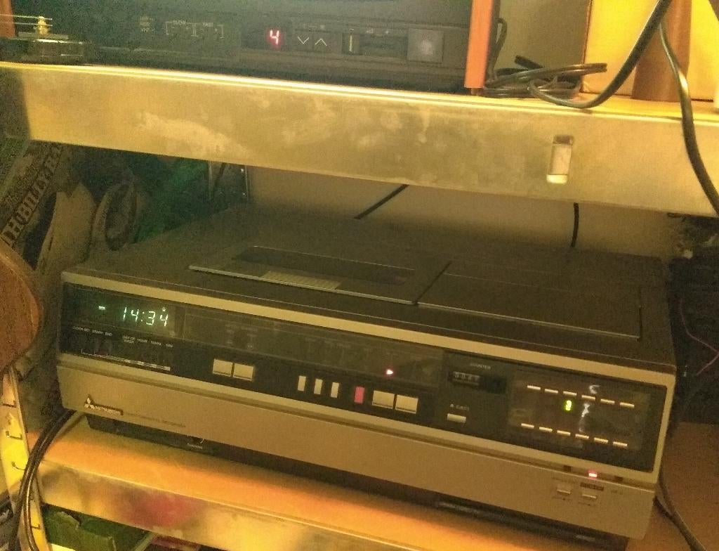 VCR videospeler Mitsubishi  HS 302E top loader, Ophalen, Gebruikt, VHS-speler of -recorder
