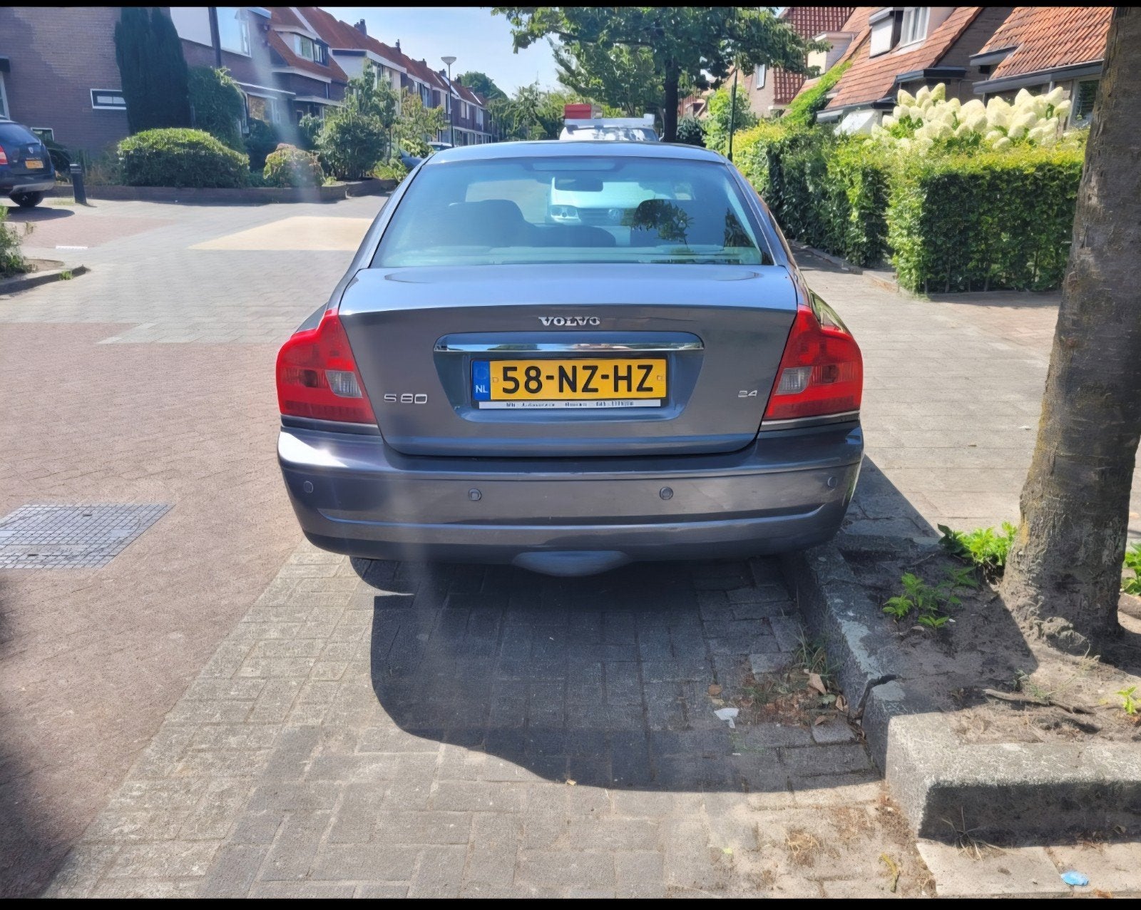 Volvo S80 2.4 170PK AUT 2004 Grijs, Auto's, 1800 kg, 2435 cc, 1523 kg, Particulier