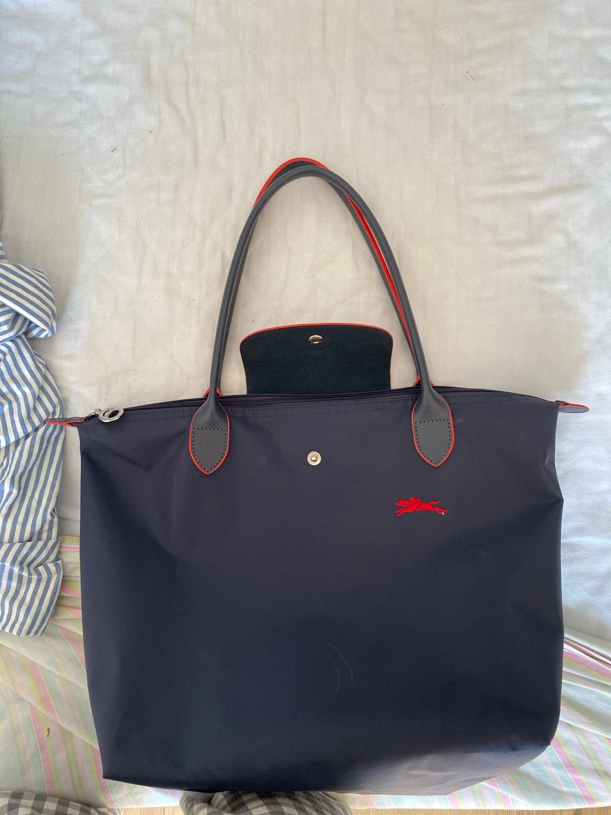 Longchamp Le Pliage Shopper - Donkerblauw met rode accenten, Ophalen of Verzenden, Gebruikt, Blauw, Shopper