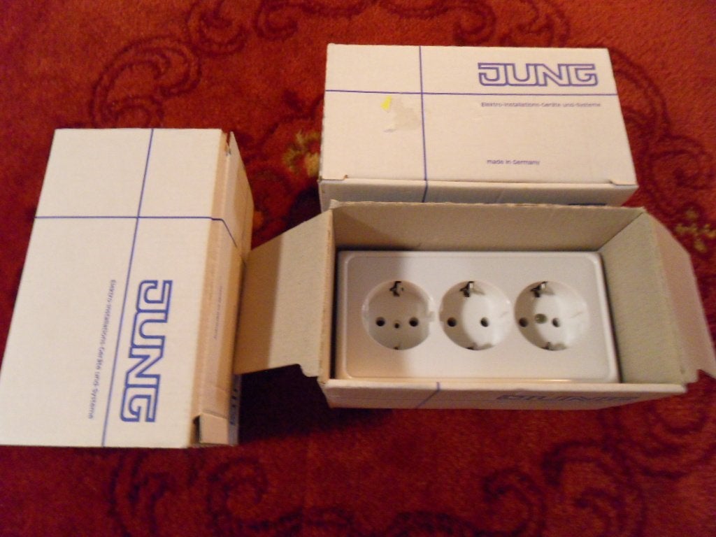 Jung wandcontact doos Gamma dimmers, Ophalen of Verzenden, Nieuw, Jung, Stopcontact