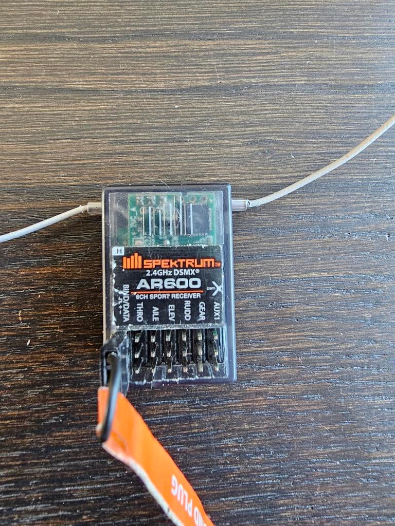 Spektrum AR600 2.4GHz DSMX 6-kanaals ontvanger, Ophalen of Verzenden, Gebruikt
