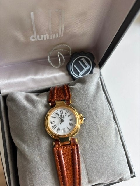 Dunhill quartz dameshorloge in originele verpakking, Overige merken, Leer, Polshorloge, Ophalen of Verzenden
