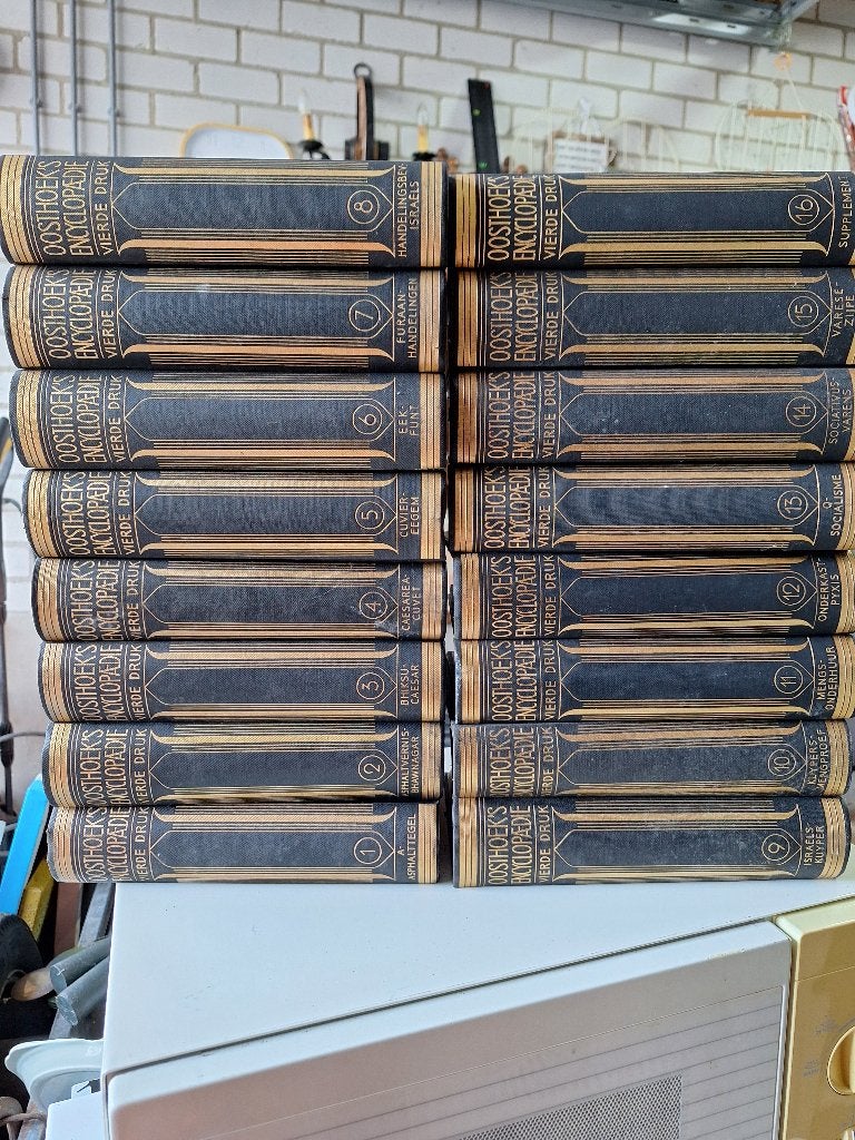 Oosthoek's Encyclopedie - Vierde Druk (Complete Serie), Complete serie, Algemeen, Diverse Auteurs, Ophalen