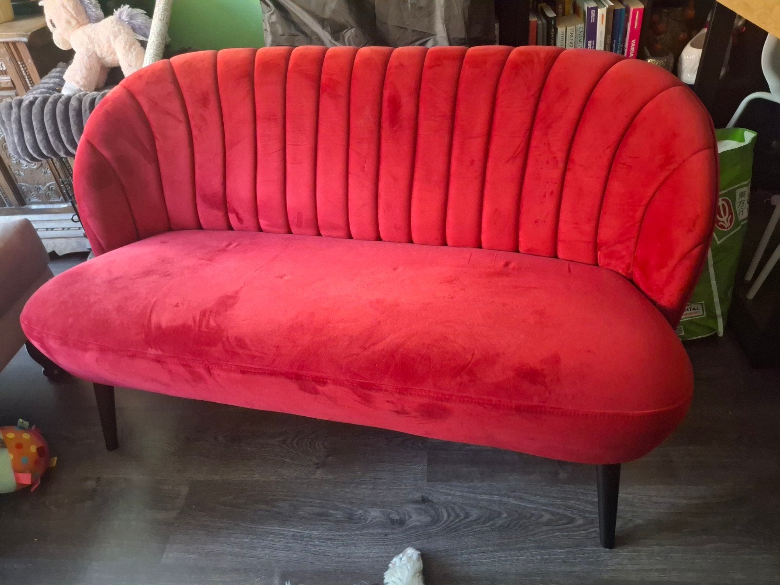 Stijlvolle rode velvet 2zits bank (Rimini) Prachtige retro l, Ophalen, Gebruikt, 150 tot 200 cm, Vintage, Retro, Art Deco