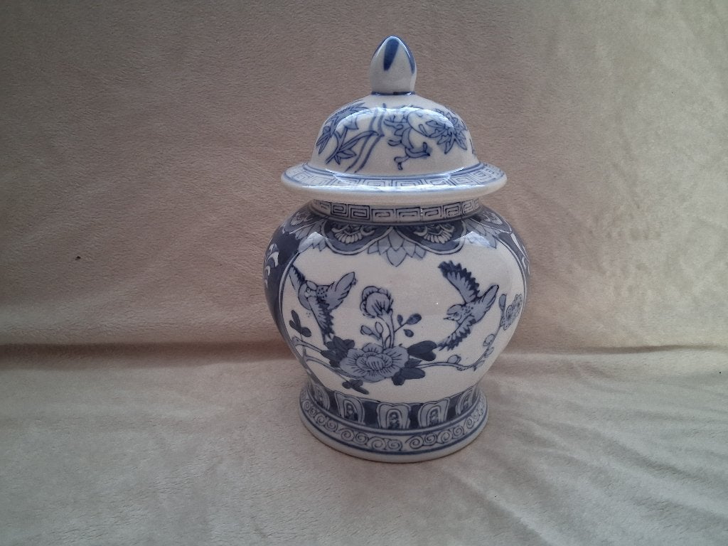 Een Antiek Chinees Porseleinen "Gemberpot"., Ophalen