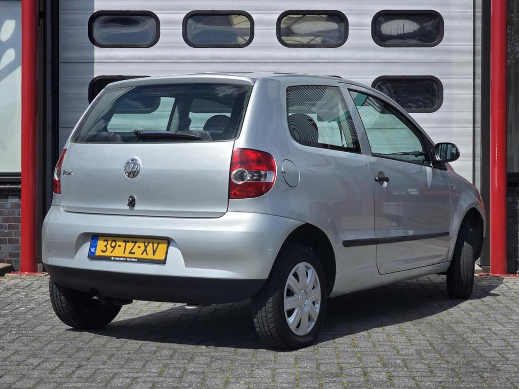 Volkswagen Fox 1.2 Trendline Stuurbekrachtiging/APK, Voorwielaandrijving, Zwart, 4 stoelen, 1198 cc
