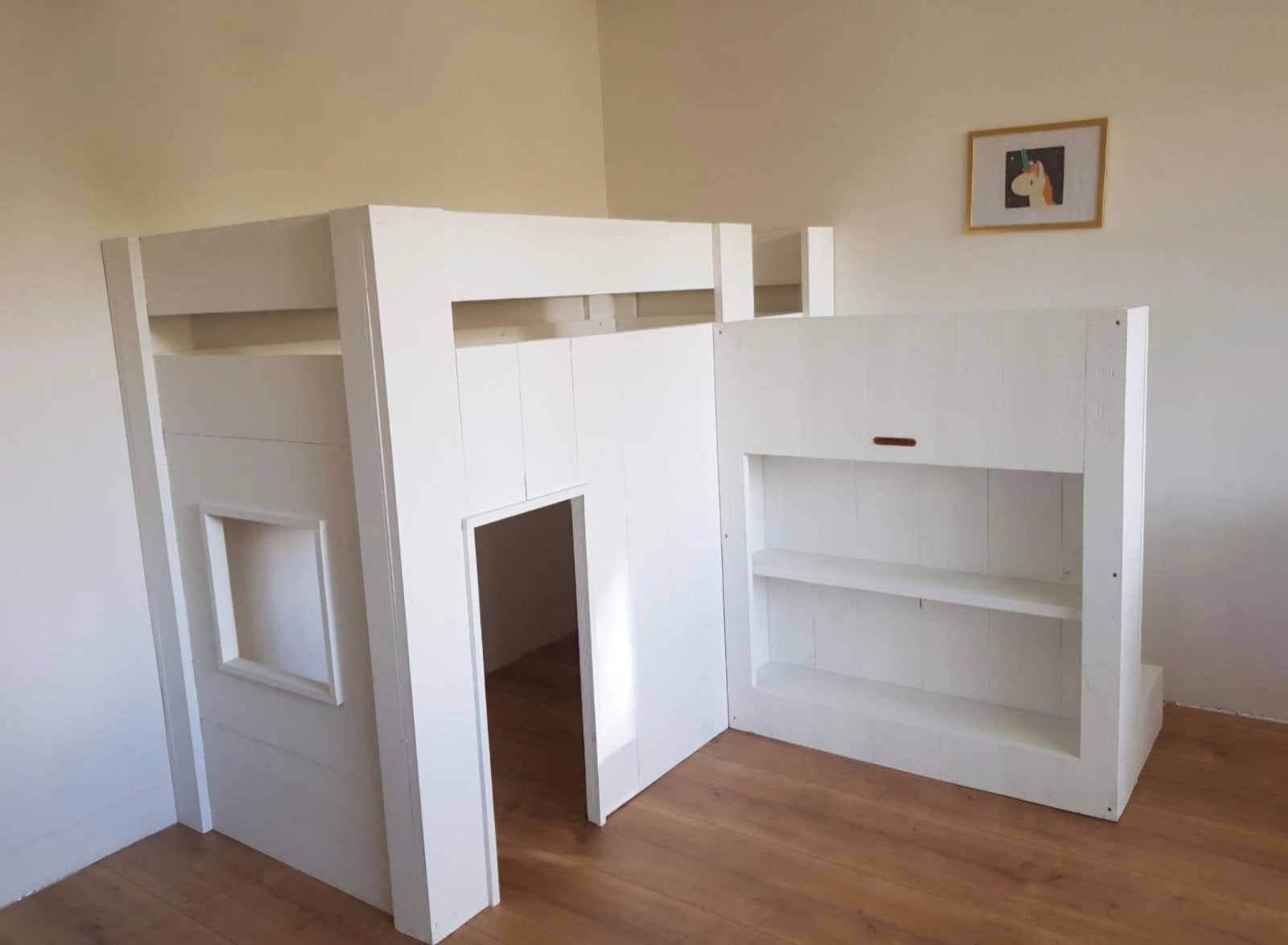 Witte steigerhouten hoogslaper met trap en opbergruimte., Ophalen, Eenpersoons, 160 tot 180 cm, Zo goed als nieuw
